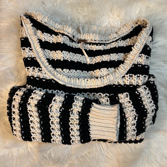 Free People Oversized Striped Knit Sweater Size S - Picture 5 of 6